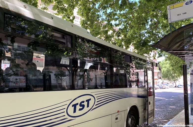 Bus 161 to Costa da Caparica